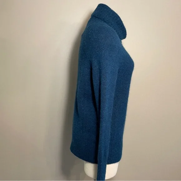 The Group Babaton Aritzia Sweater Plutarch Turtleneck Blue Sz. XS - Picture 3 of 9